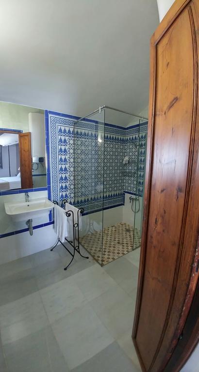 Apartamentos Torre De La Mezquita Kordoba Bagian luar foto