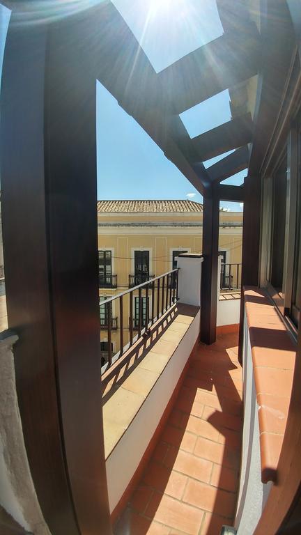 Apartamentos Torre De La Mezquita Kordoba Bagian luar foto